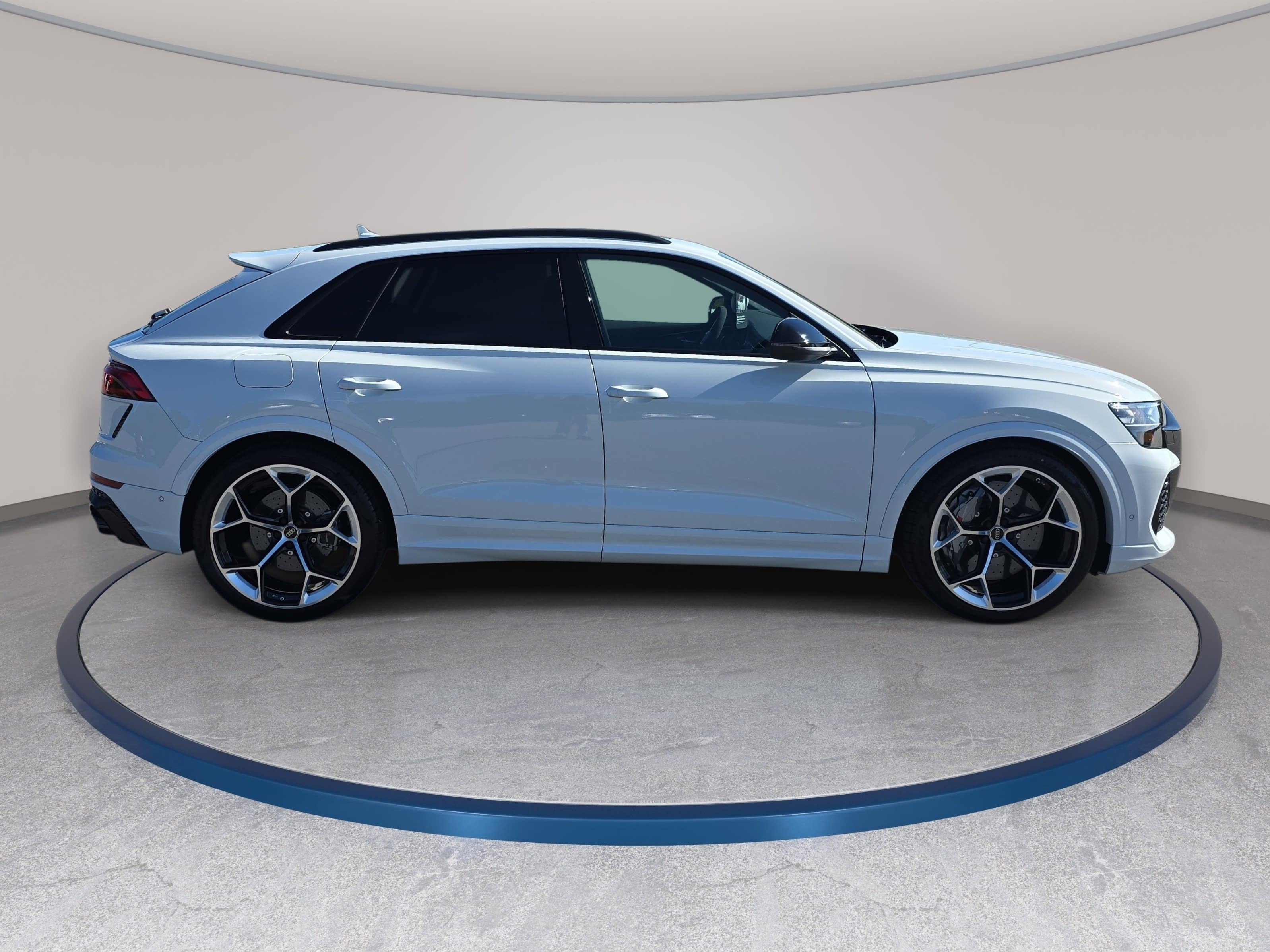 New 2026 Audi RS Q8 performance image 4