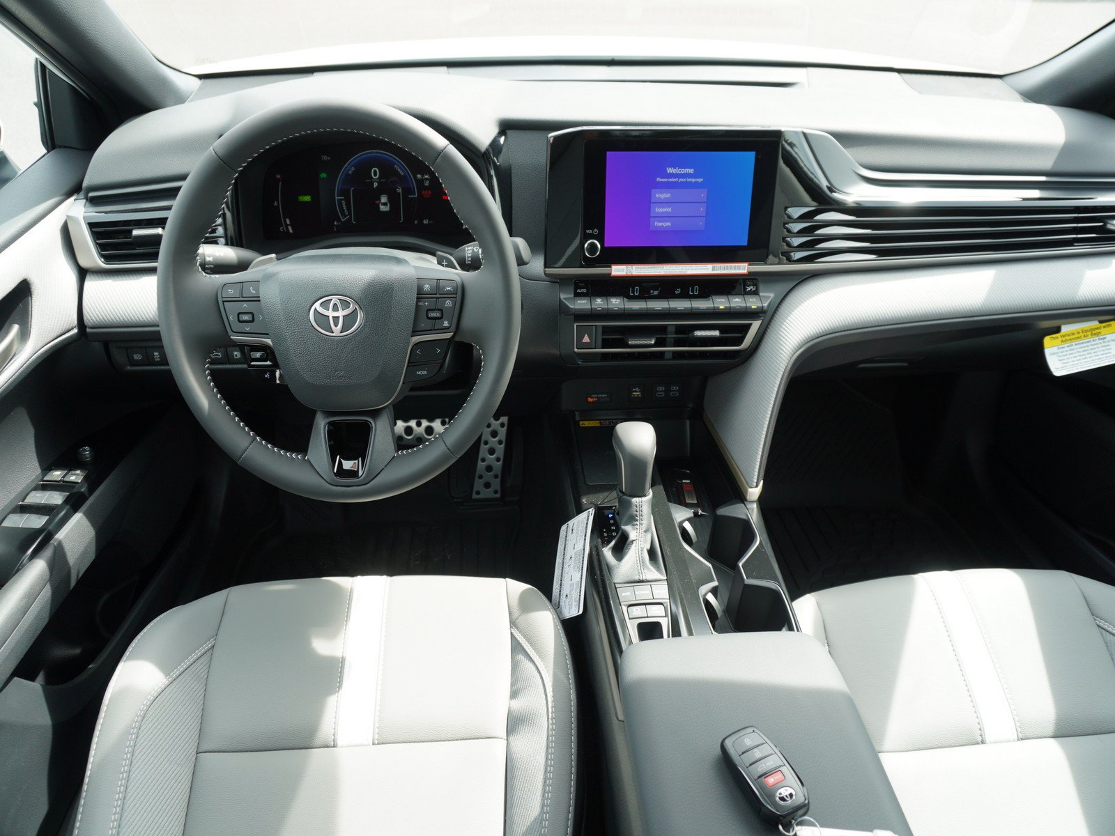 New 2026 Toyota Camry SE FWD image 2