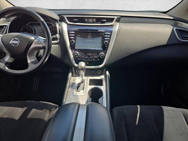 Used 2018 Nissan Murano SV FWD image 17