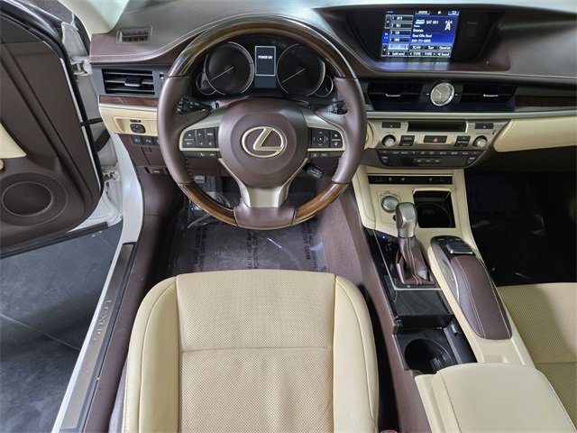 Used 2016 Lexus ES 350 image 17