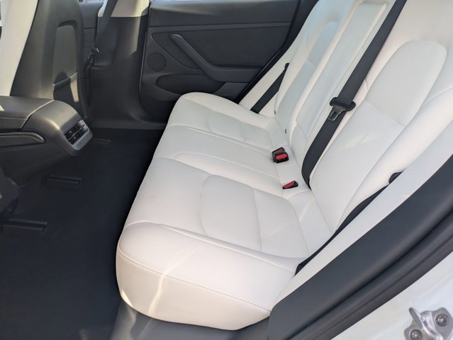 Used 2023 Tesla Model 3 Standard Range image 18
