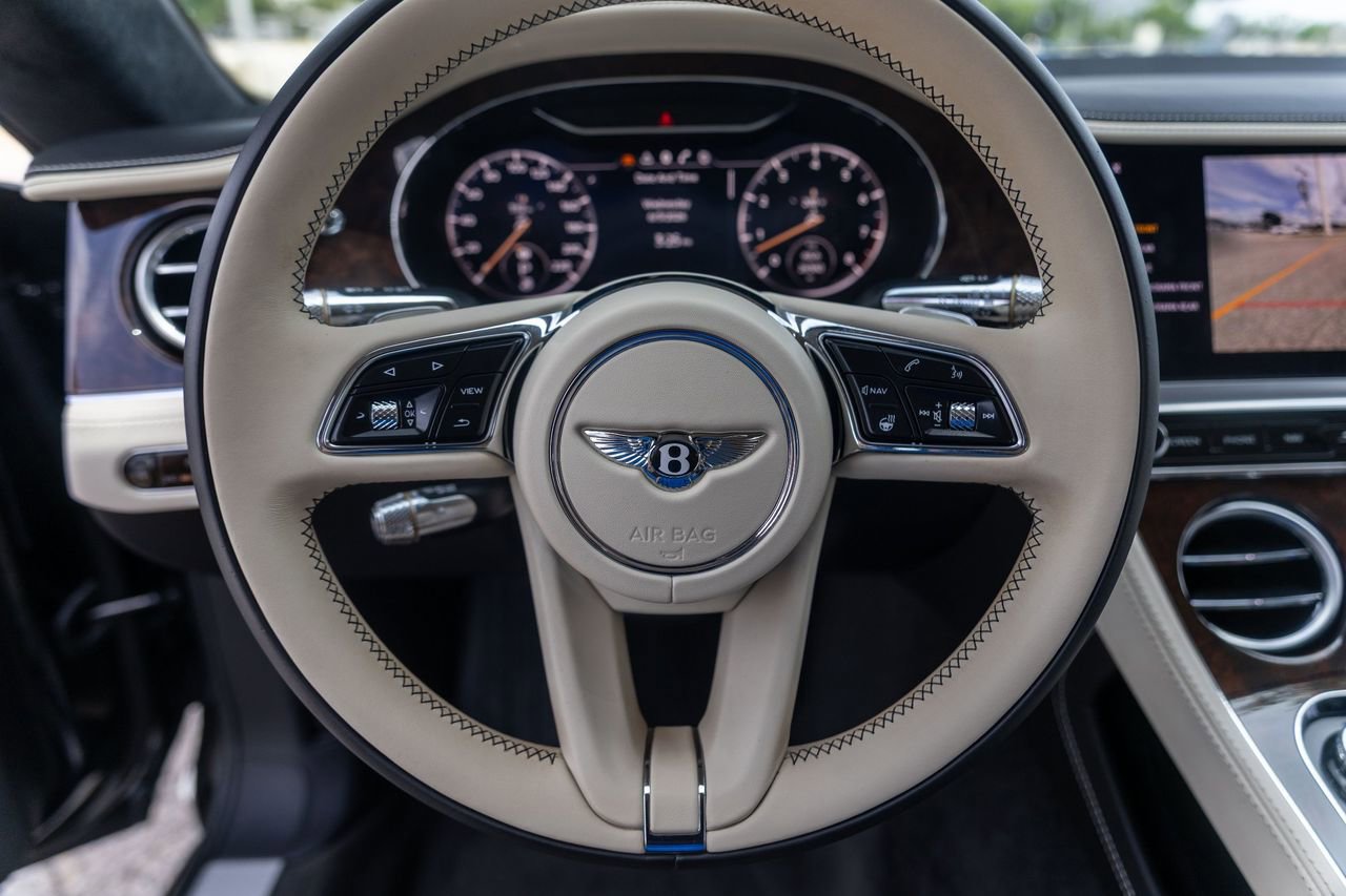 Used 2022 Bentley Continental GT AWD/4WD image 32