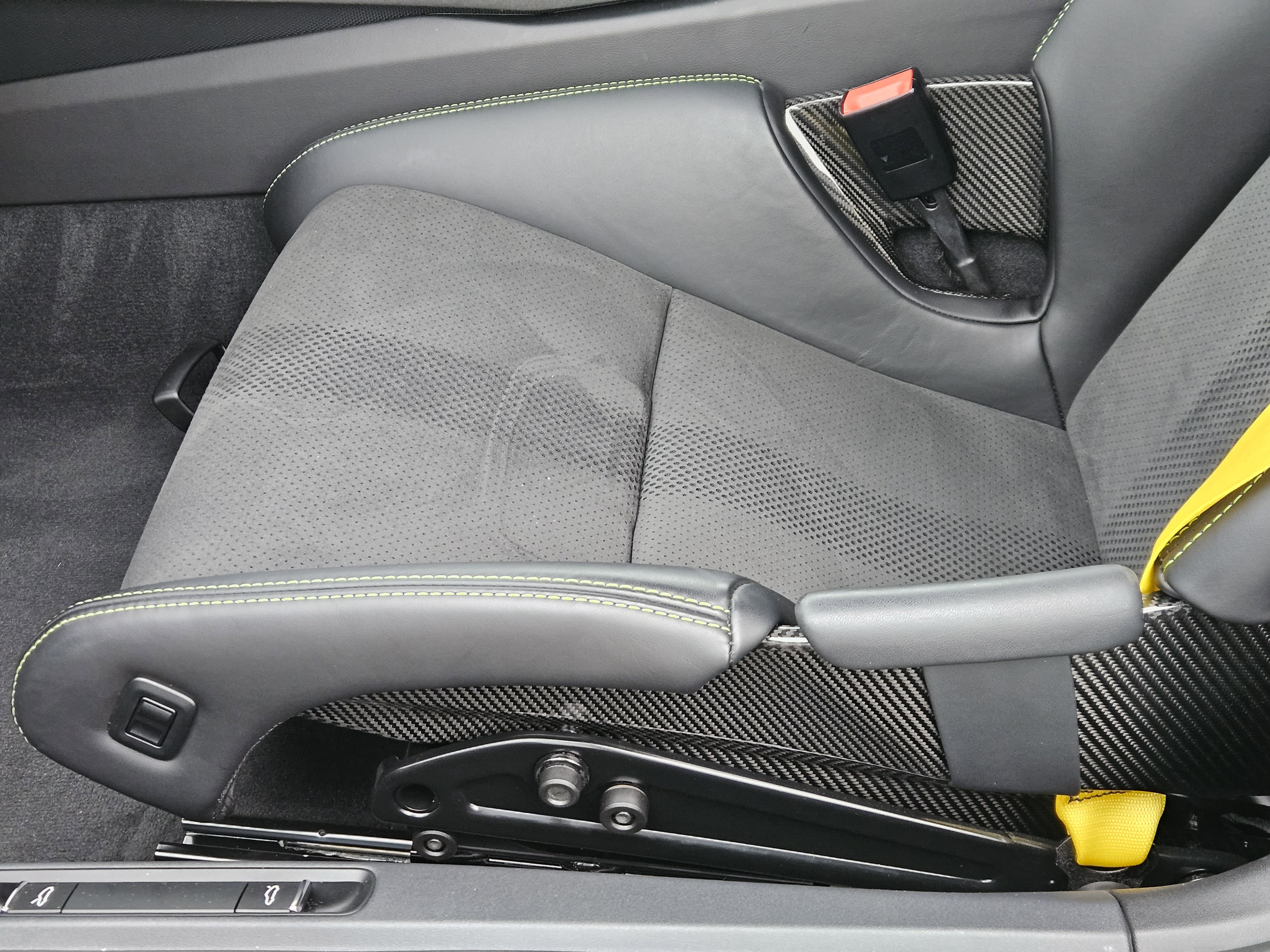 Certified 2024 Porsche 718 Cayman GT4 RS image 25