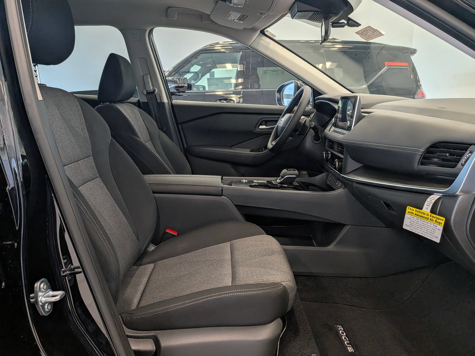 New 2026 Nissan Rogue SV FWD image 28