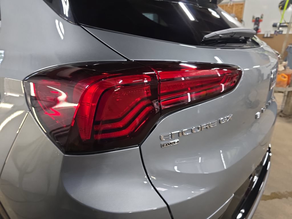 New 2026 Buick Encore GX Sport Touring w/ Comfort Package AWD/4WD image 32