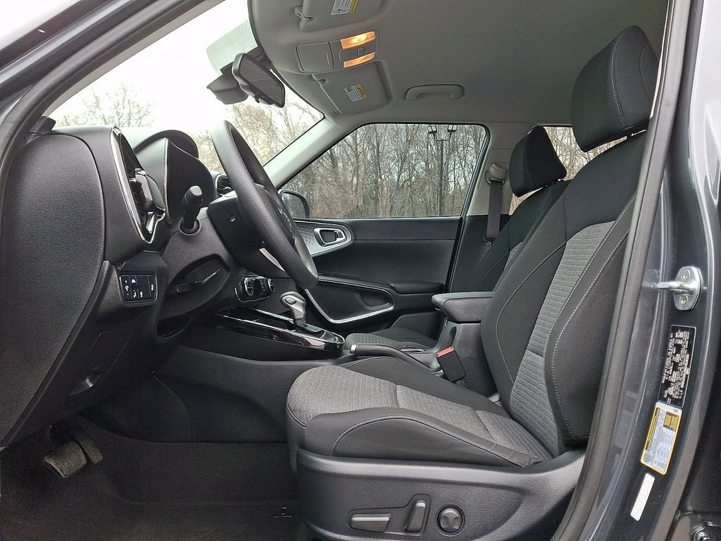 Used 2022 Kia Soul S image 13