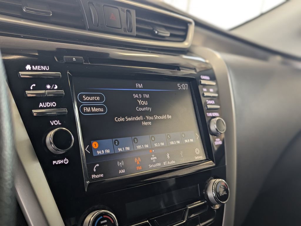 Used 2021 Nissan Murano SV image 23