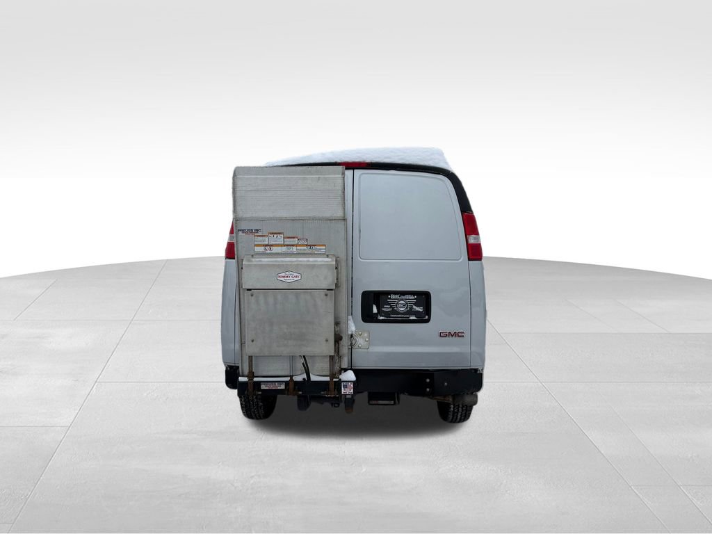 Used 2020 GMC Savana 3500 w/ Driver Convenience Package image 7