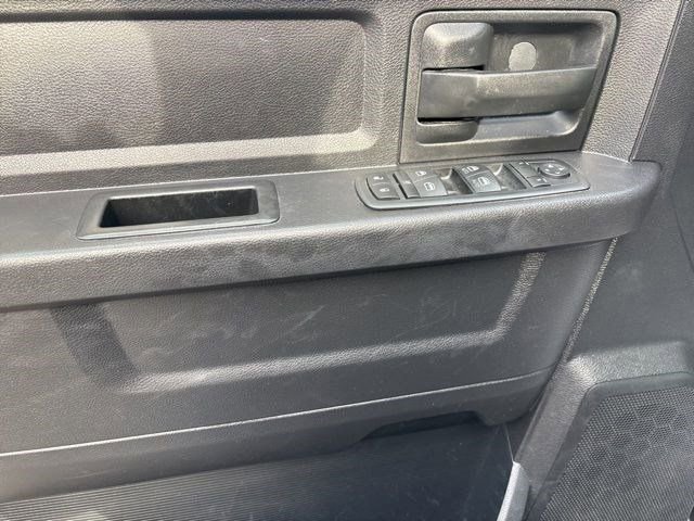 Used 2015 RAM 1500 ST w/ SXT Appearance Group image 13