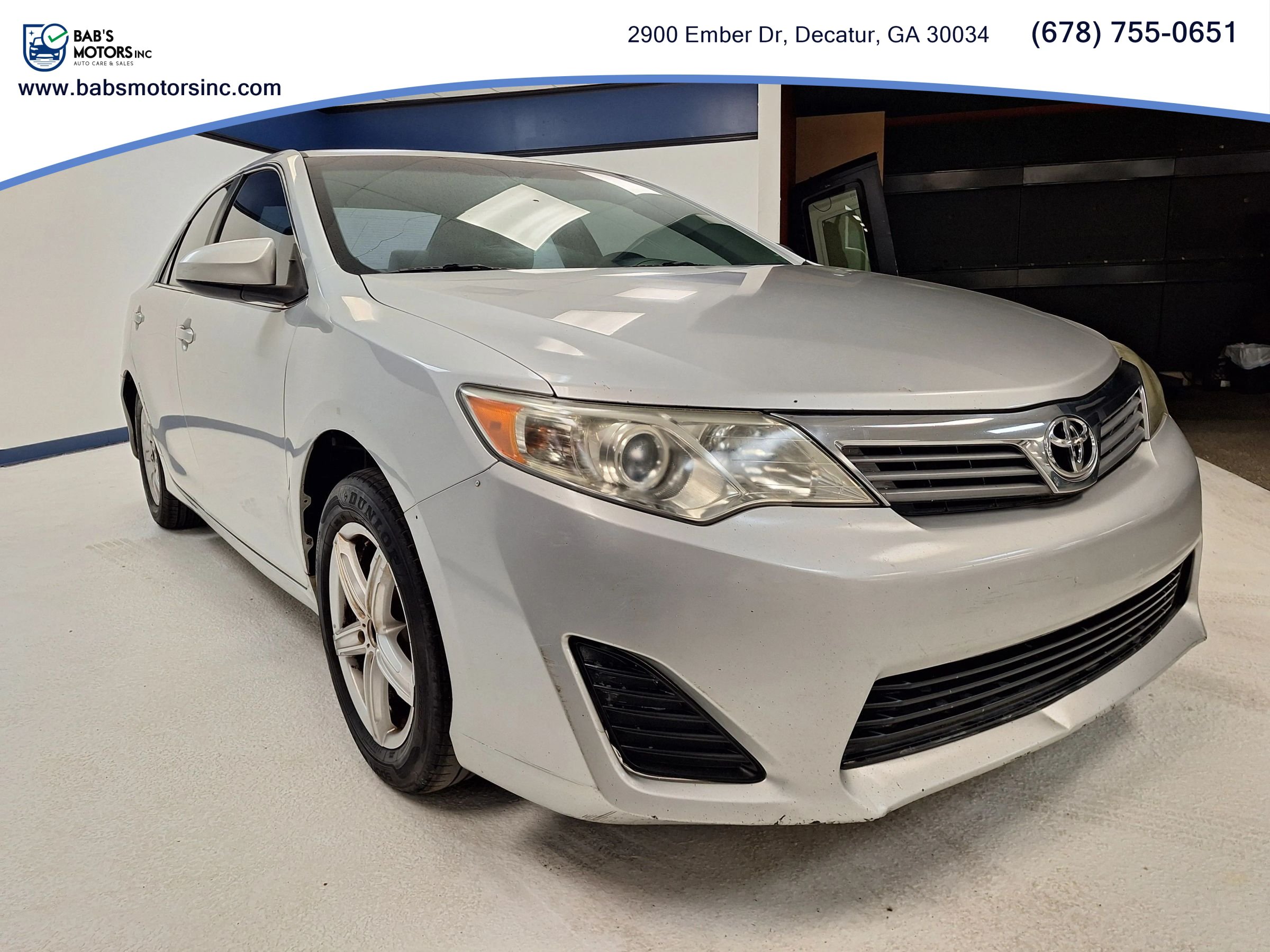 Used 2012 Toyota Camry FWD image 4