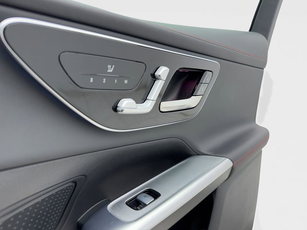 Used 2025 Mercedes-Benz GLC 43 AMG 4MATIC image 54