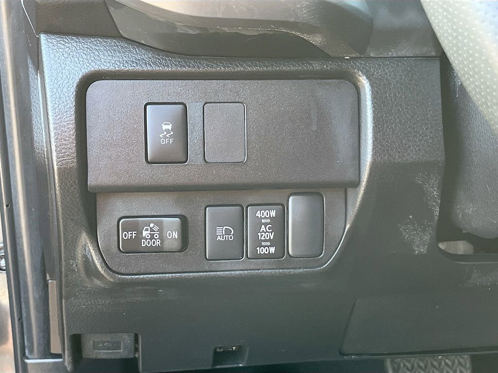 Used 2023 Toyota Tacoma 4x4 Double Cab w/ Trail Edition image 10