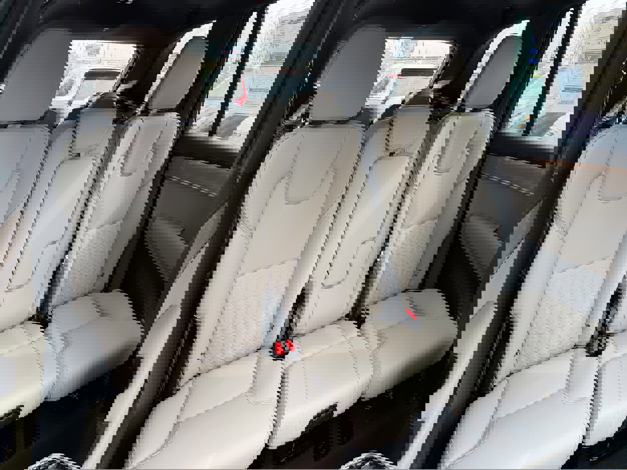 New 2026 Volvo XC90 B6 Plus w/ Protection Package Premier image 10