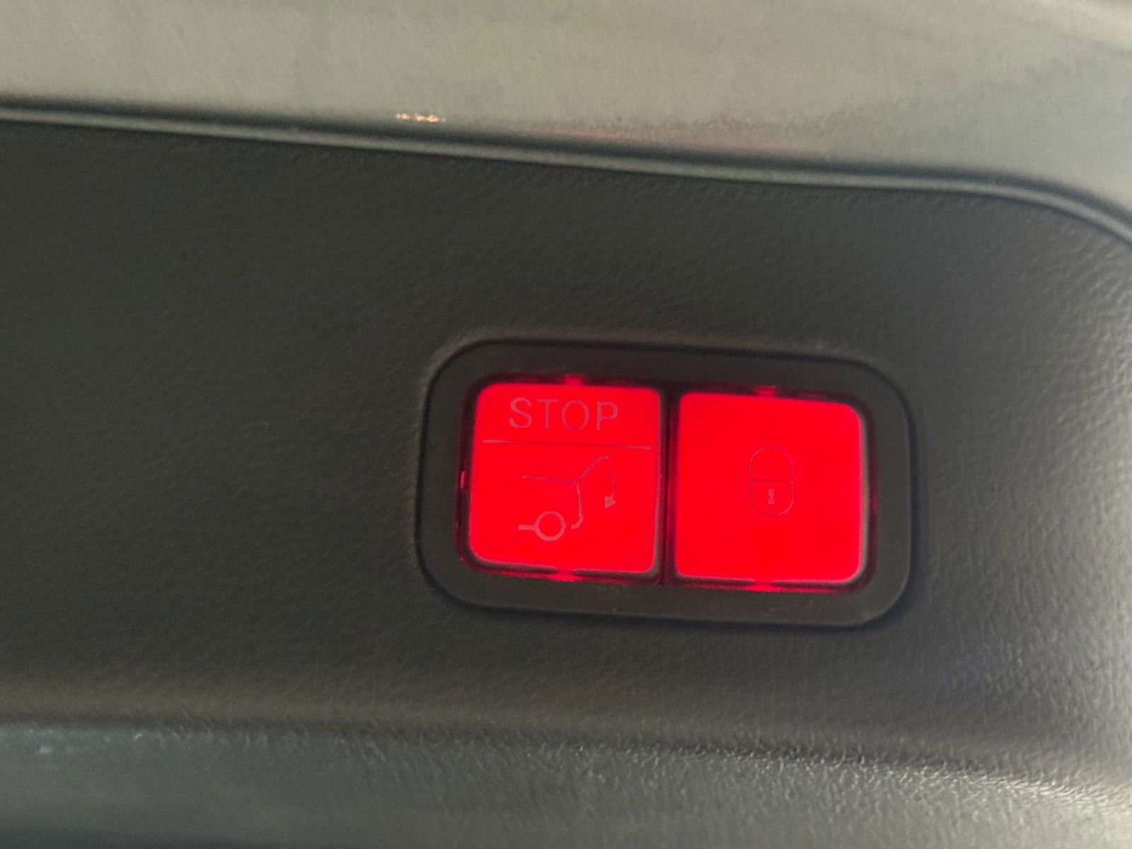 Used 2017 Mercedes-Benz GLE 350 w/ Premium 1 Package image 19