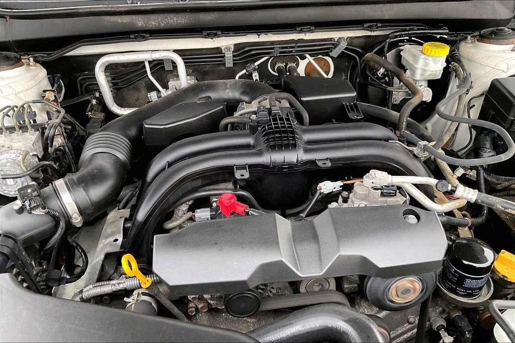 Used 2018 Subaru Outback 2.5i Limited AWD/4WD image 11