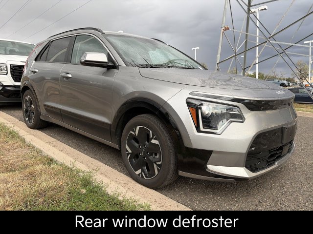 Certified 2024 Kia Niro Wind w/ Wind Preserve Package FWD image 6