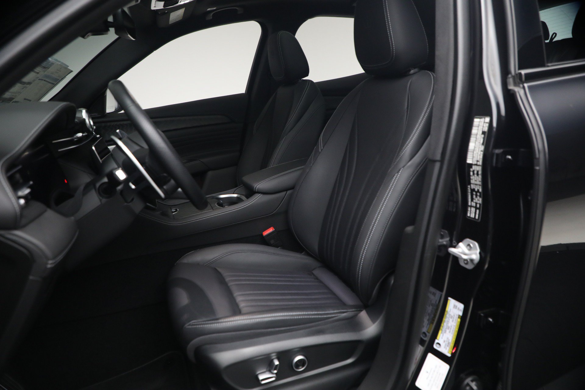 Certified 2023 Maserati Grecale Modena AWD/4WD image 15