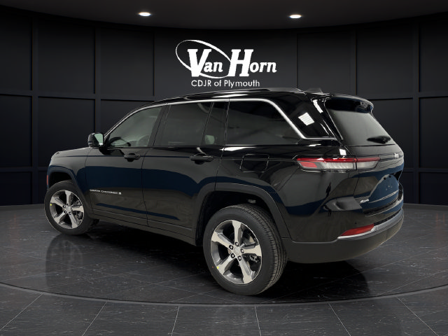 New 2026 Jeep Grand Cherokee Limited w/ Luxury Tech Group II AWD/4WD image 3