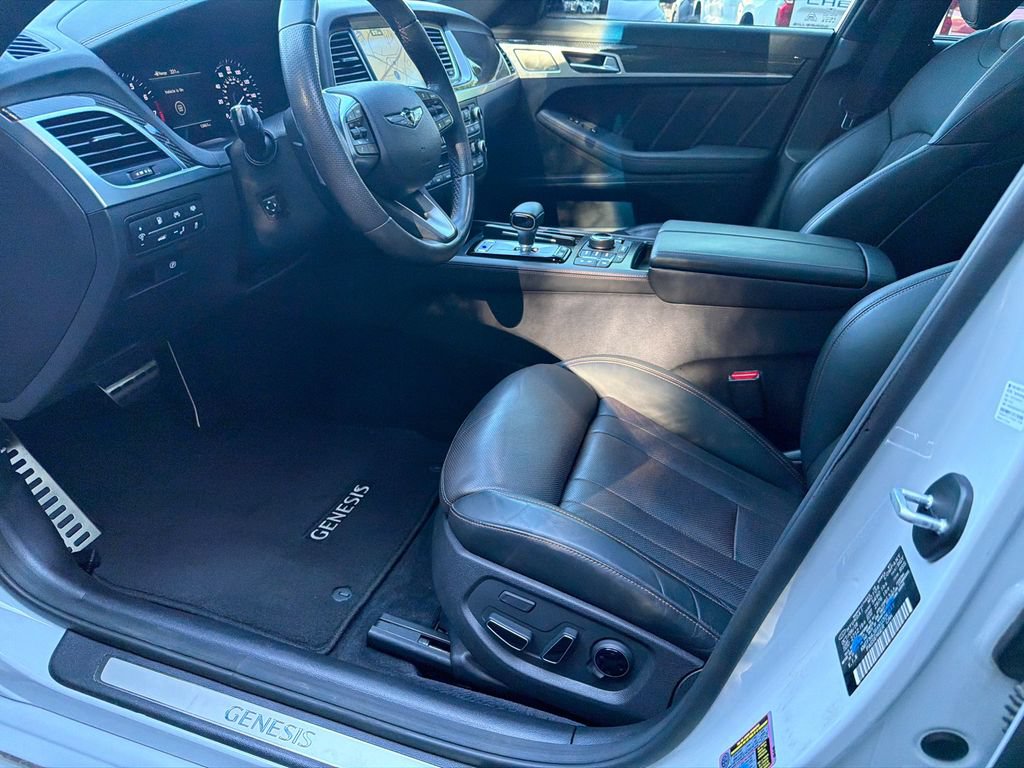 Used 2019 Genesis G80 3.3T Sport RWD image 9