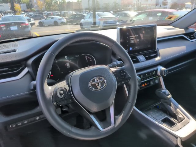 Used 2023 Toyota RAV4 XLE w/ Convenience Package AWD/4WD image 24