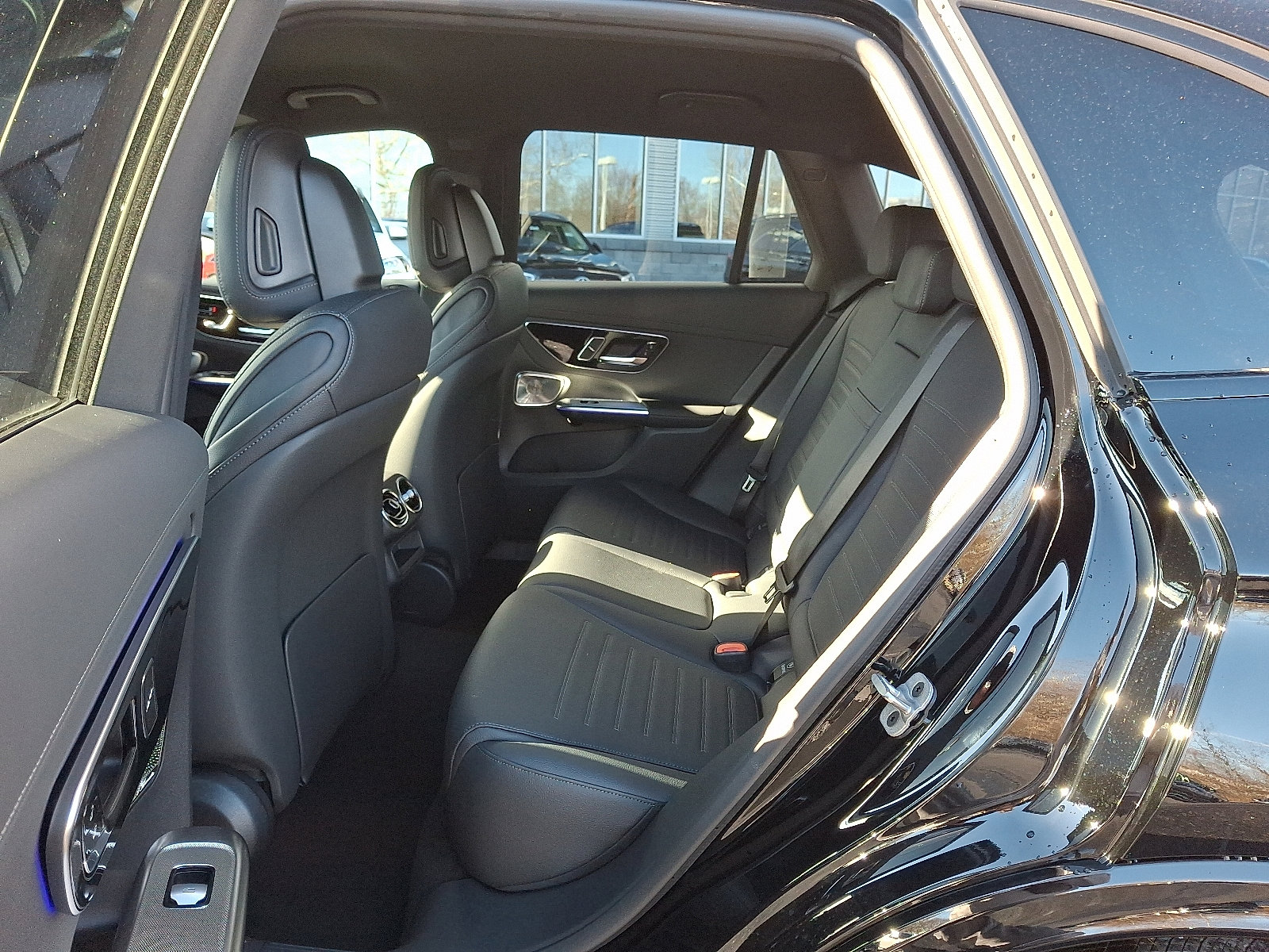 Used 2026 Mercedes-Benz GLC 300 4MATIC image 8