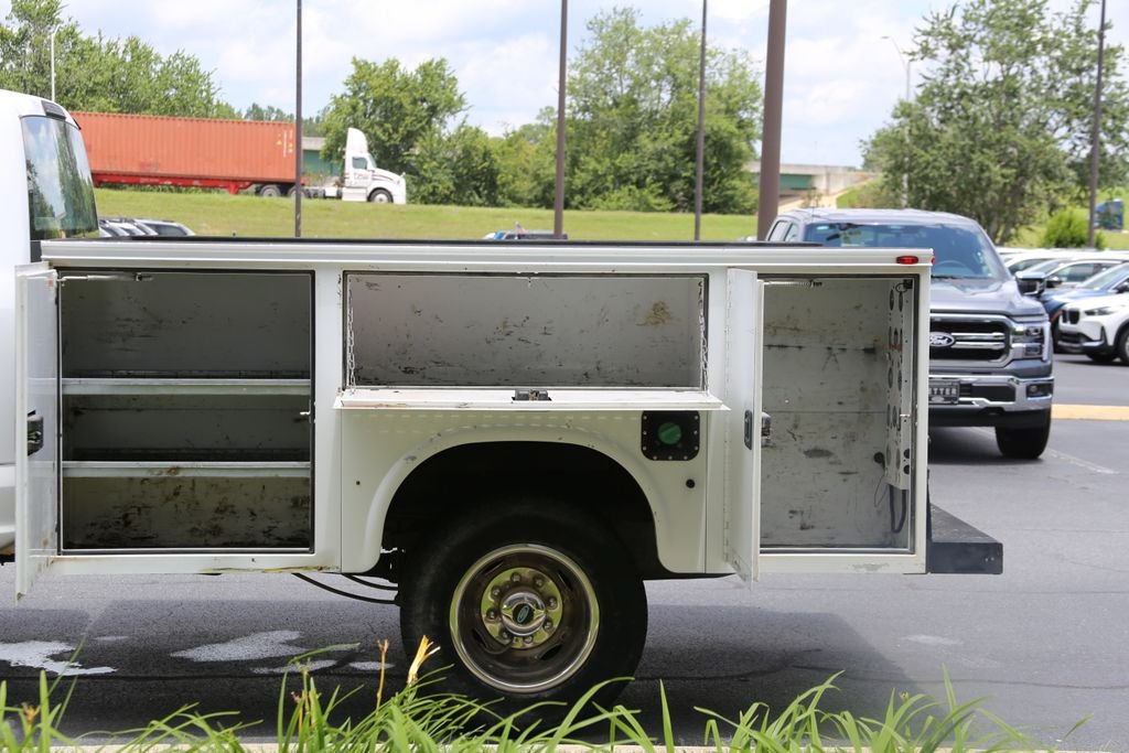 Used 2018 Ford F350 XL w/ Power Equipment Group AWD/4WD image 15