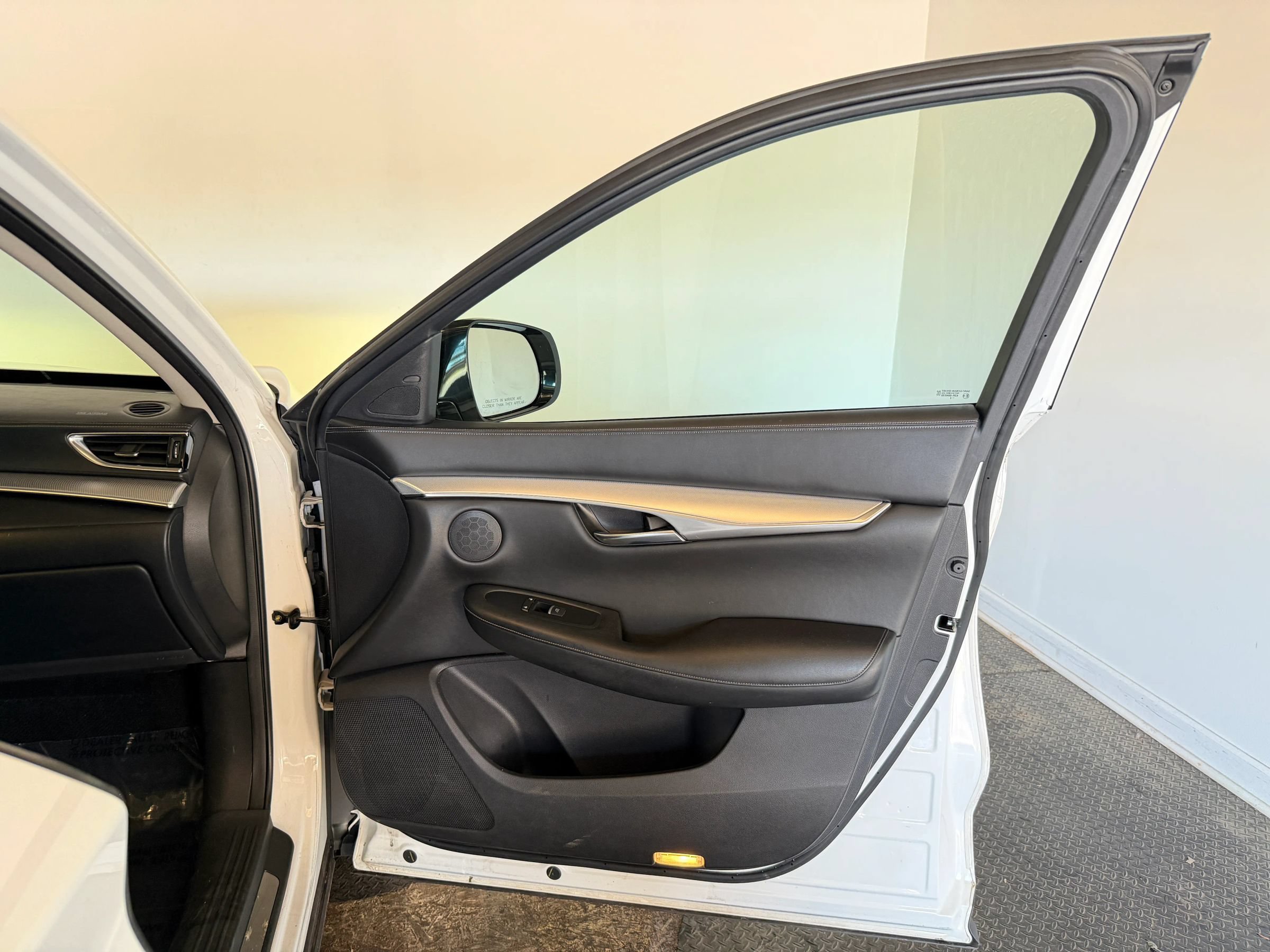 Used 2019 INFINITI QX50 Essential AWD/4WD image 34
