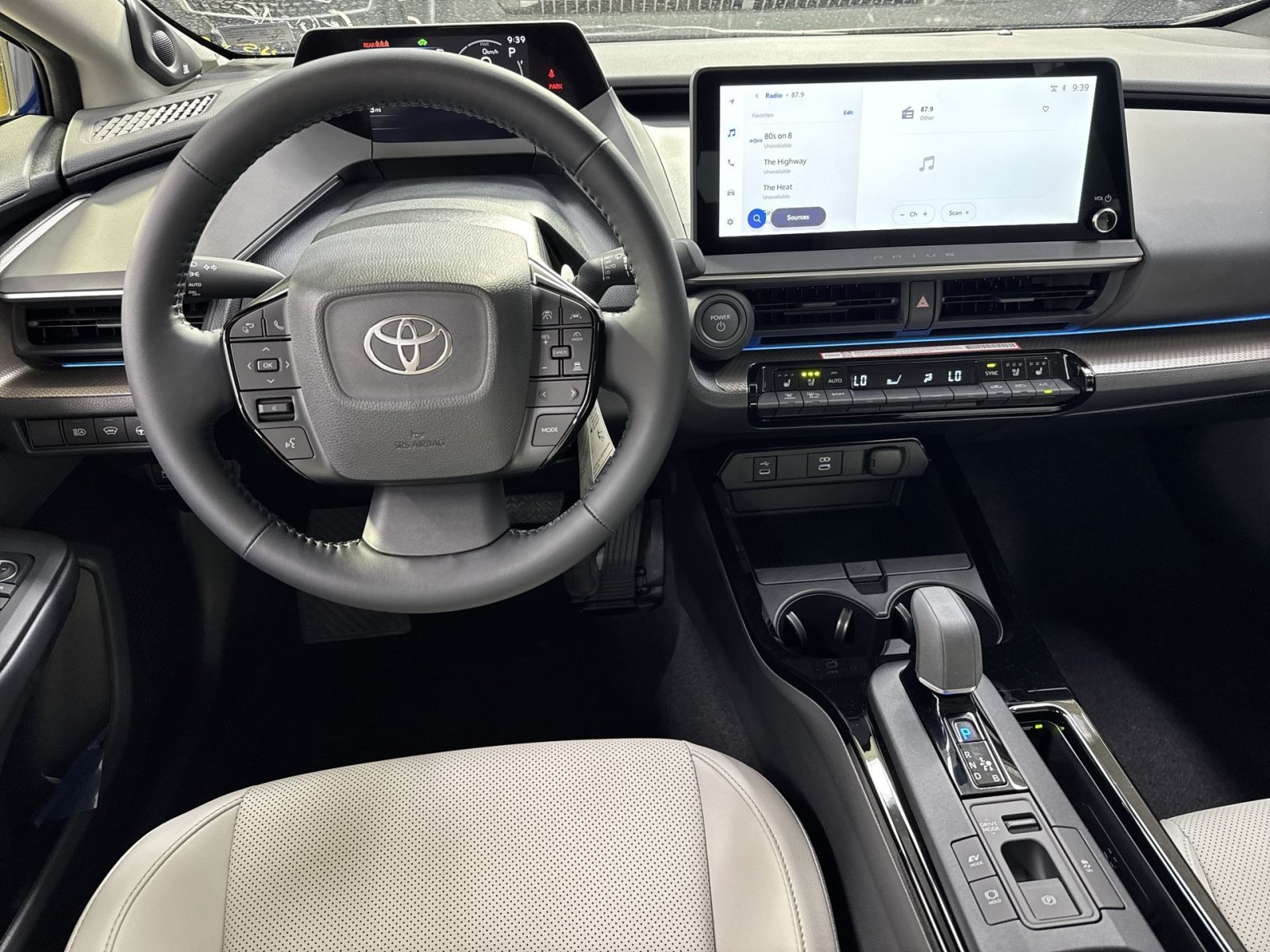 New 2027 Toyota Prius Limited w/ Limited Premium Package AWD/4WD image 31