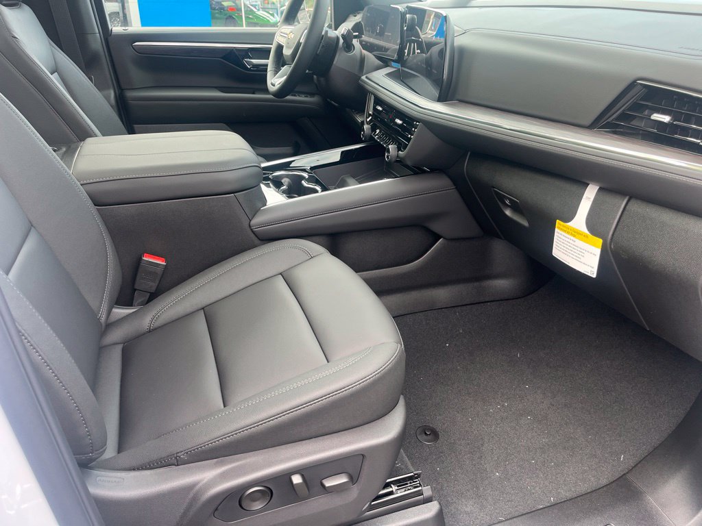 New 2026 Chevrolet Tahoe LT w/ Comfort Package AWD/4WD image 32