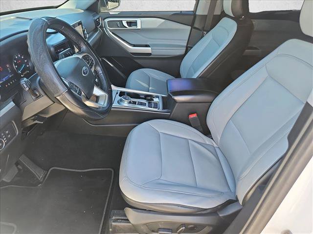 Used 2021 Ford Explorer XLT w/ Equipment Group 202A RWD image 11