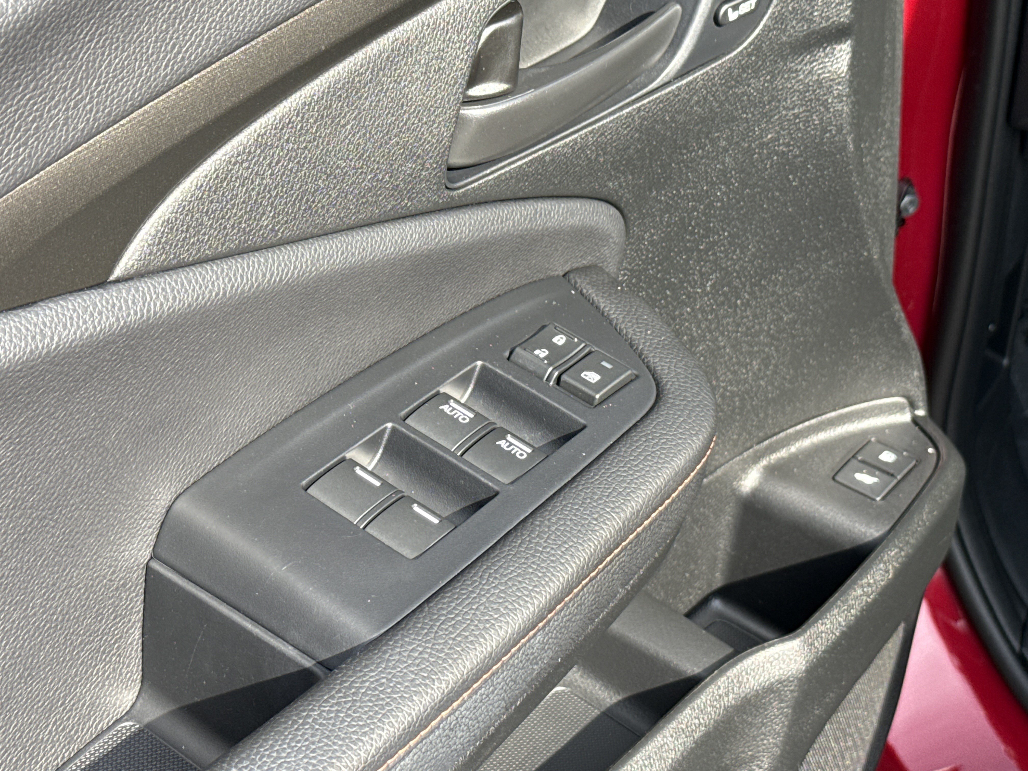 Certified 2025 Honda Passport TrailSport image 15