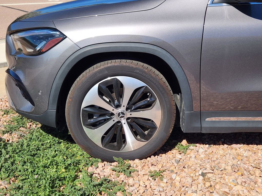 Used 2025 Mercedes-Benz GLA 250 4MATIC image 8