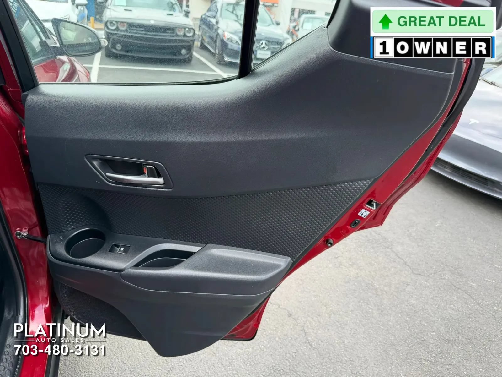 Used 2019 Toyota C-HR XLE FWD image 19