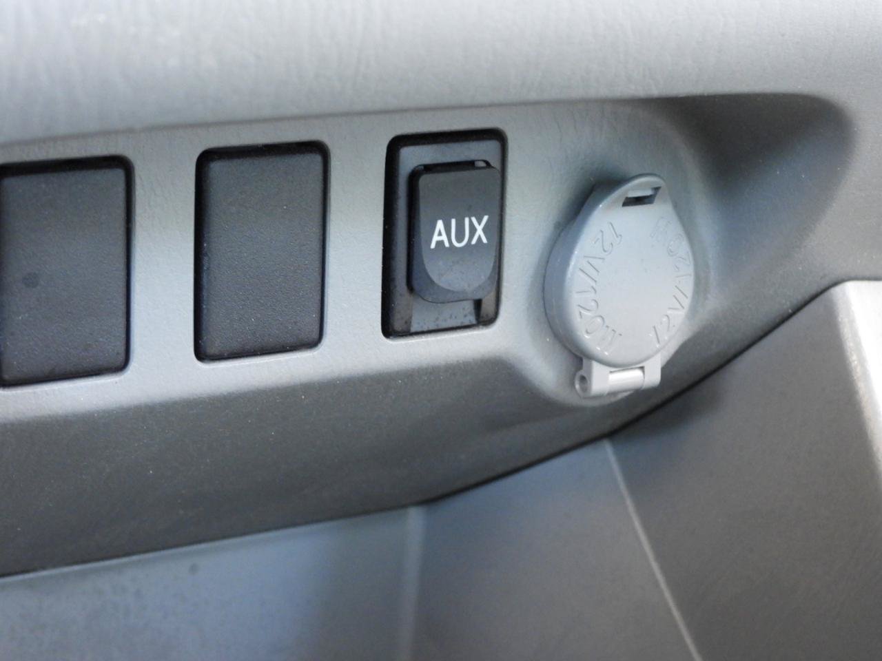 Used 2011 Toyota Tacoma PreRunner w/ SR5 Pkg #2 RWD image 65