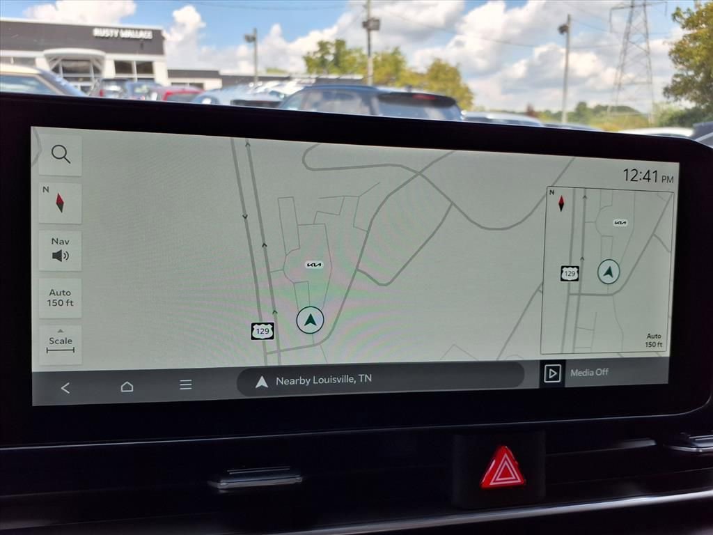 New 2026 Kia Carnival LX image 18