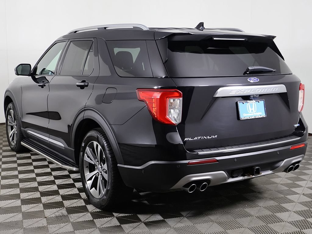 Used 2020 Ford Explorer Platinum w/ Premium Technology Package AWD/4WD image 15