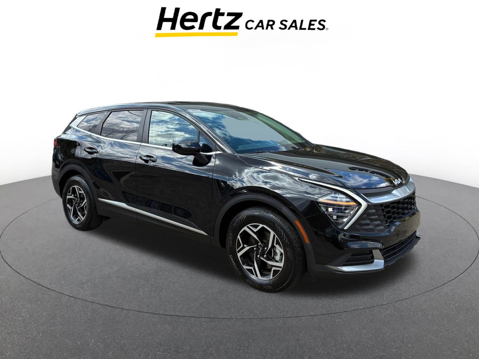 Used 2025 Kia Sportage LX image 1