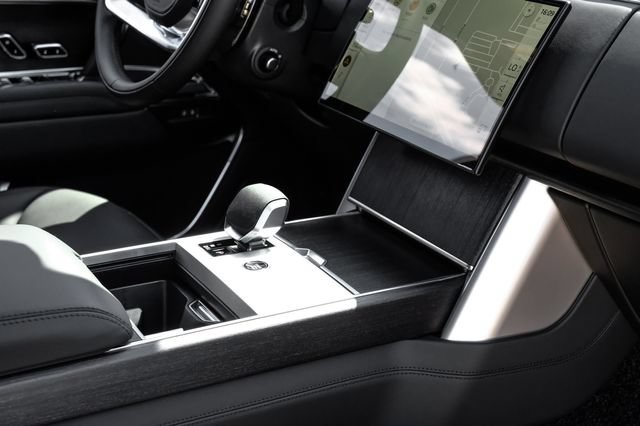 New 2026 Land Rover Range Rover SE AWD/4WD image 29