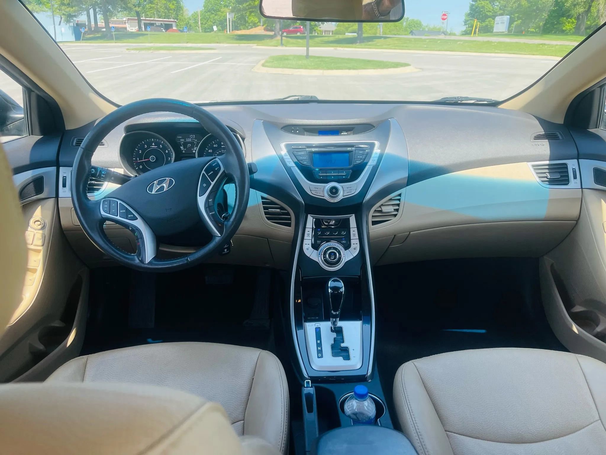 Used 2011 Hyundai Elantra Limited image 11