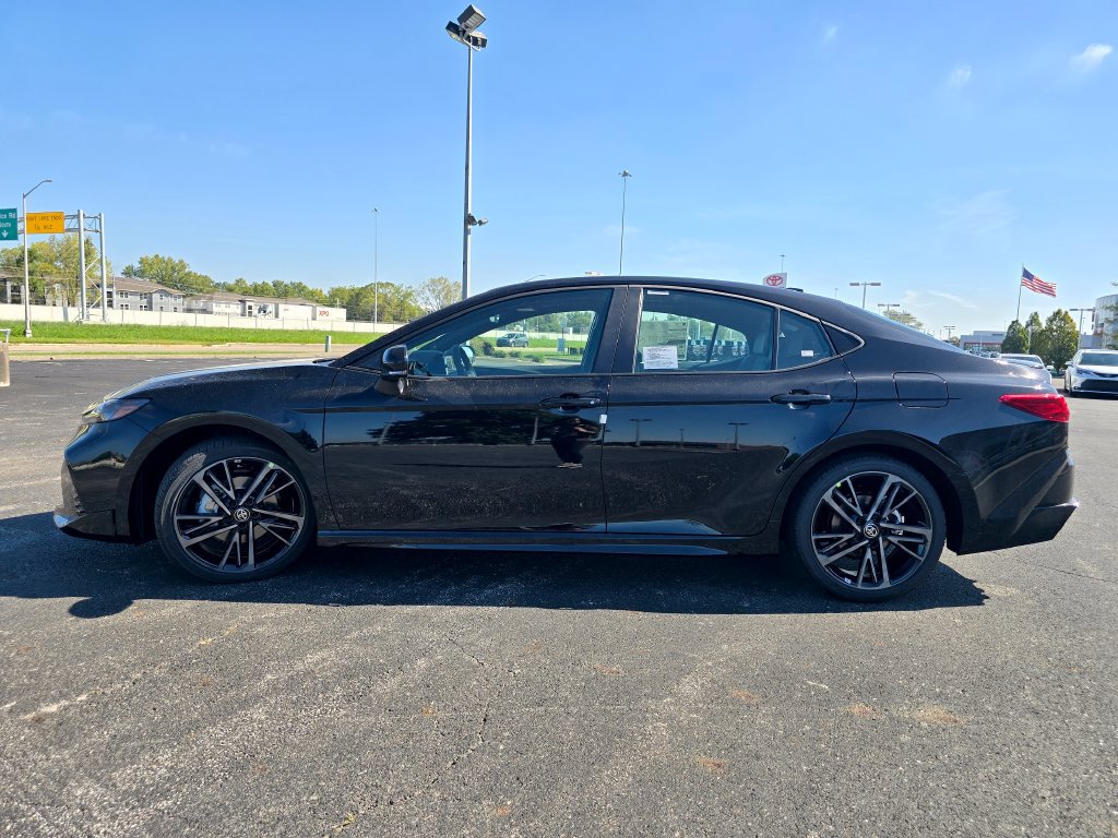 New 2026 Toyota Camry XSE FWD image 17