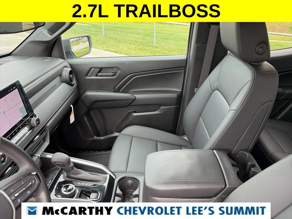 Used 2025 Chevrolet Colorado Trail Boss AWD/4WD image 52