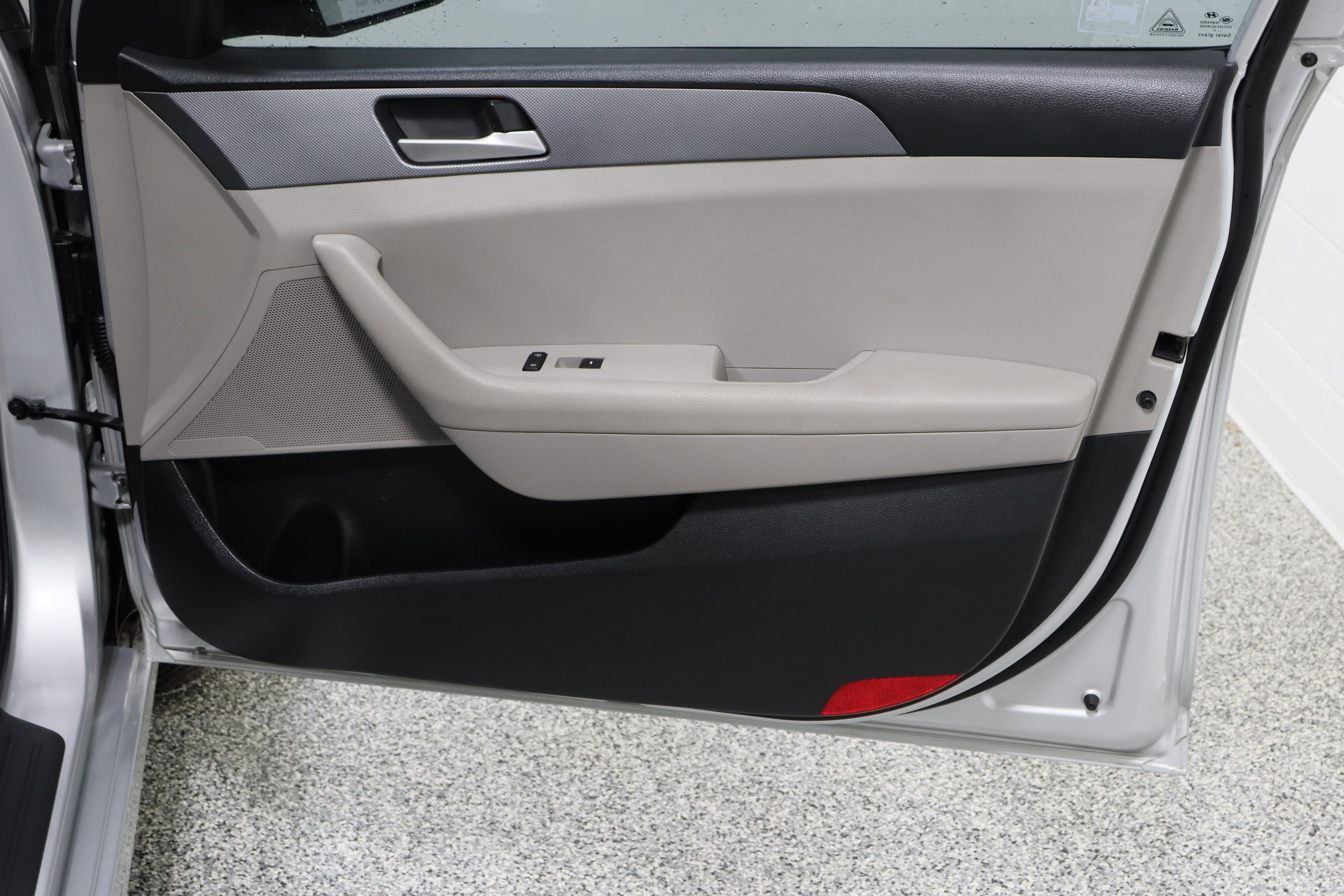 Used 2018 Hyundai Sonata SE image 32