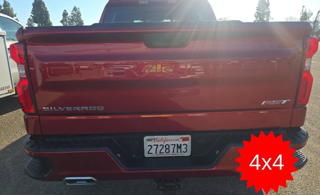 Used 2022 Chevrolet Silverado 1500 RST w/ Convenience Package II AWD/4WD image 4