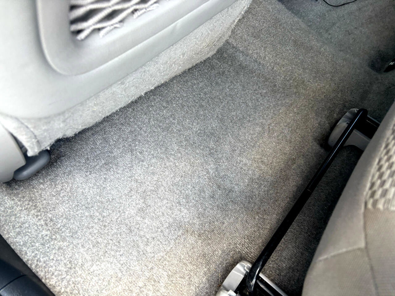 Used 2007 Toyota RAV4 Limited image 9