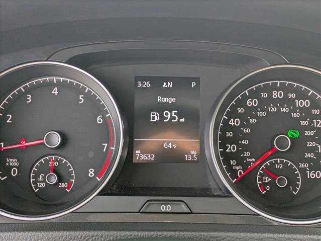 Used 2019 Volkswagen Golf SE image 20