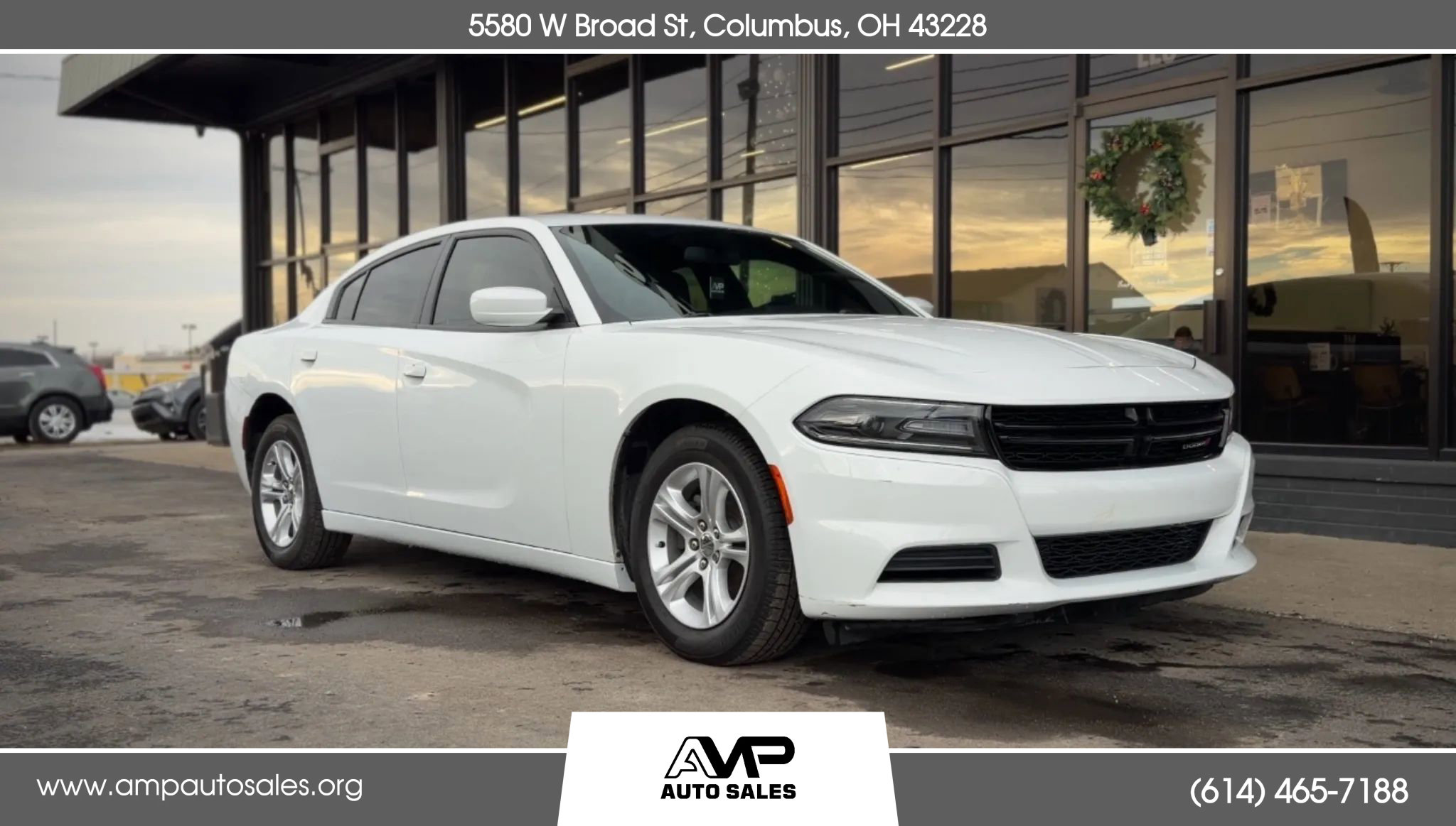 Used 2020 Dodge Charger SXT image 1
