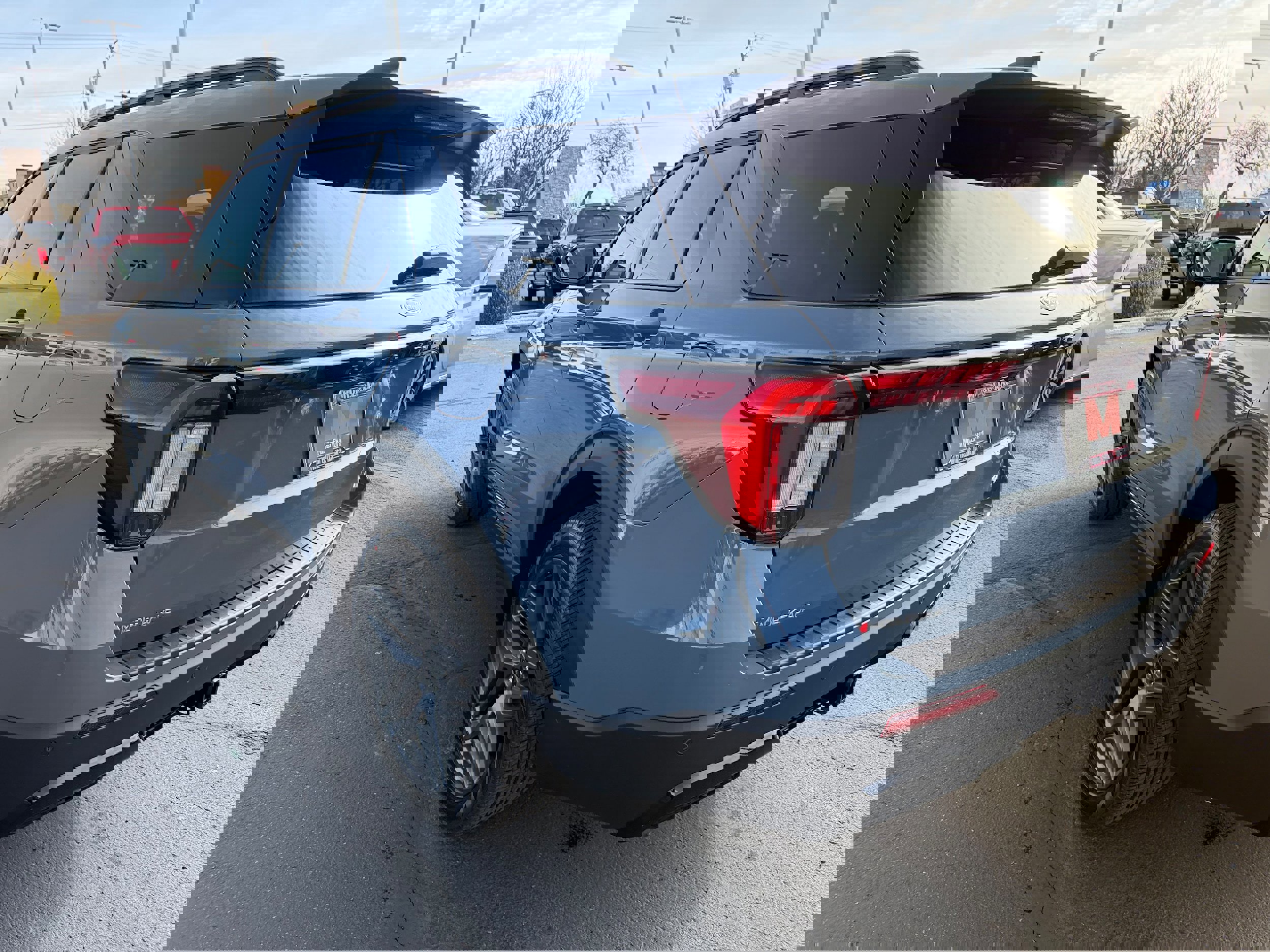 New 2026 Ford Explorer ST-Line w/ ST-Line Street Pack image 5