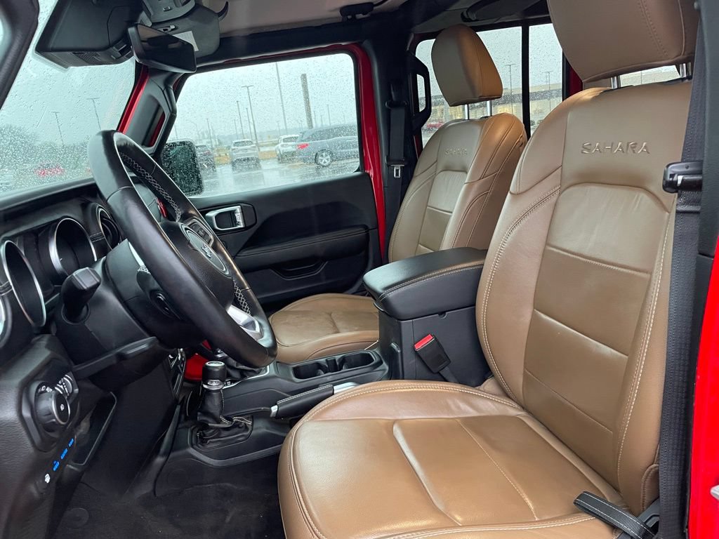 Used 2021 Jeep Wrangler Unlimited Sahara w/ Cold Weather Group AWD/4WD image 23
