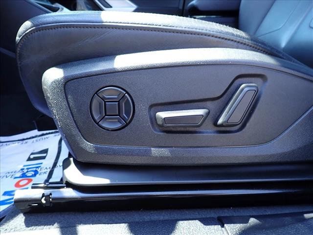 Used 2020 Audi Q3 2.0T Premium AWD/4WD image 16