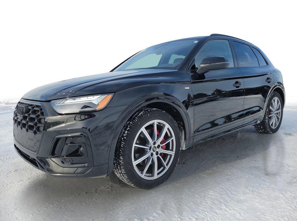 Used 2024 Audi Q5 e Prestige w/ Prestige Package image 2
